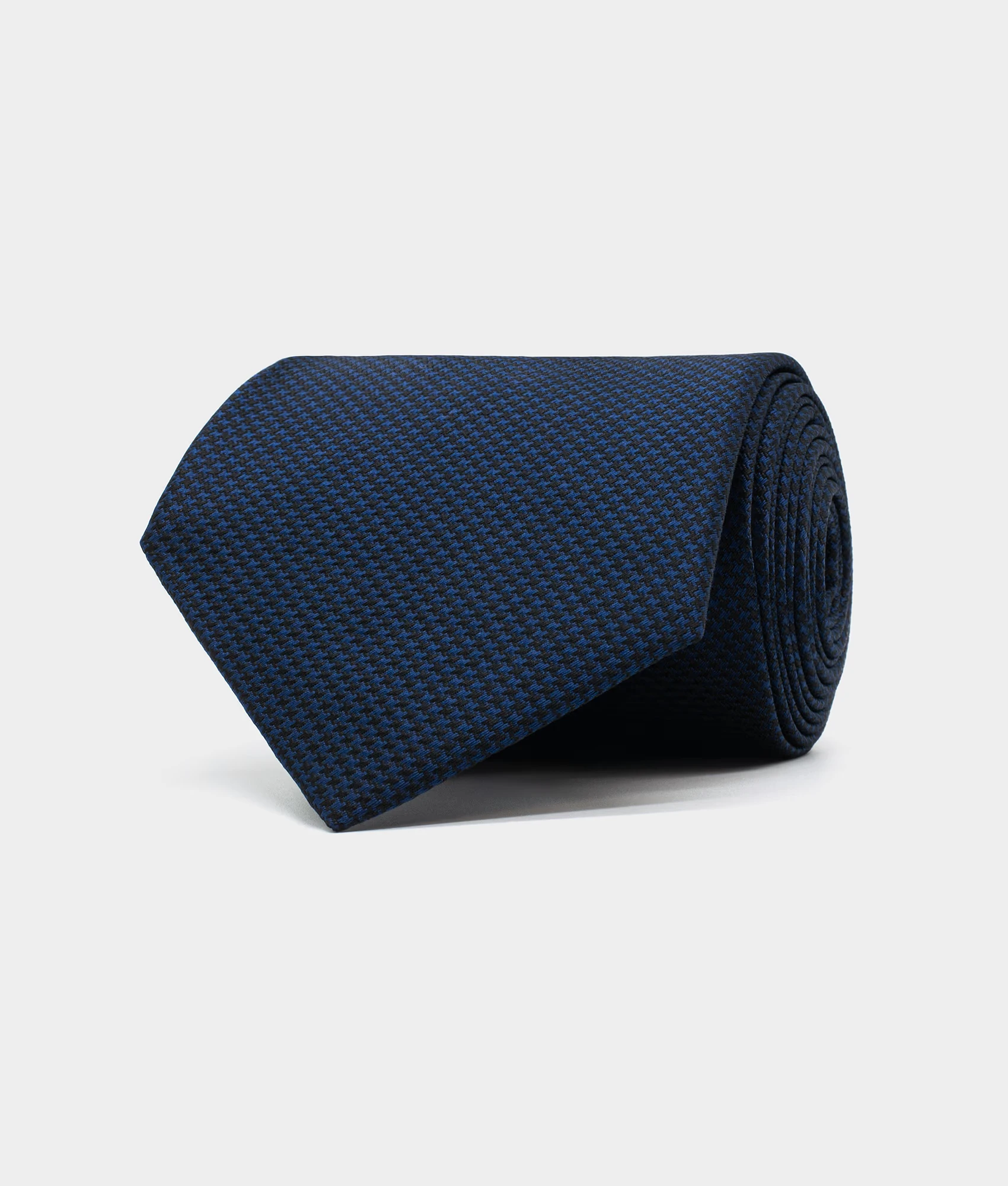Heritage Silk Krawatte dunkelblau – luxuriöse Seidenkrawatte für Abendgarderobe und Business-Events