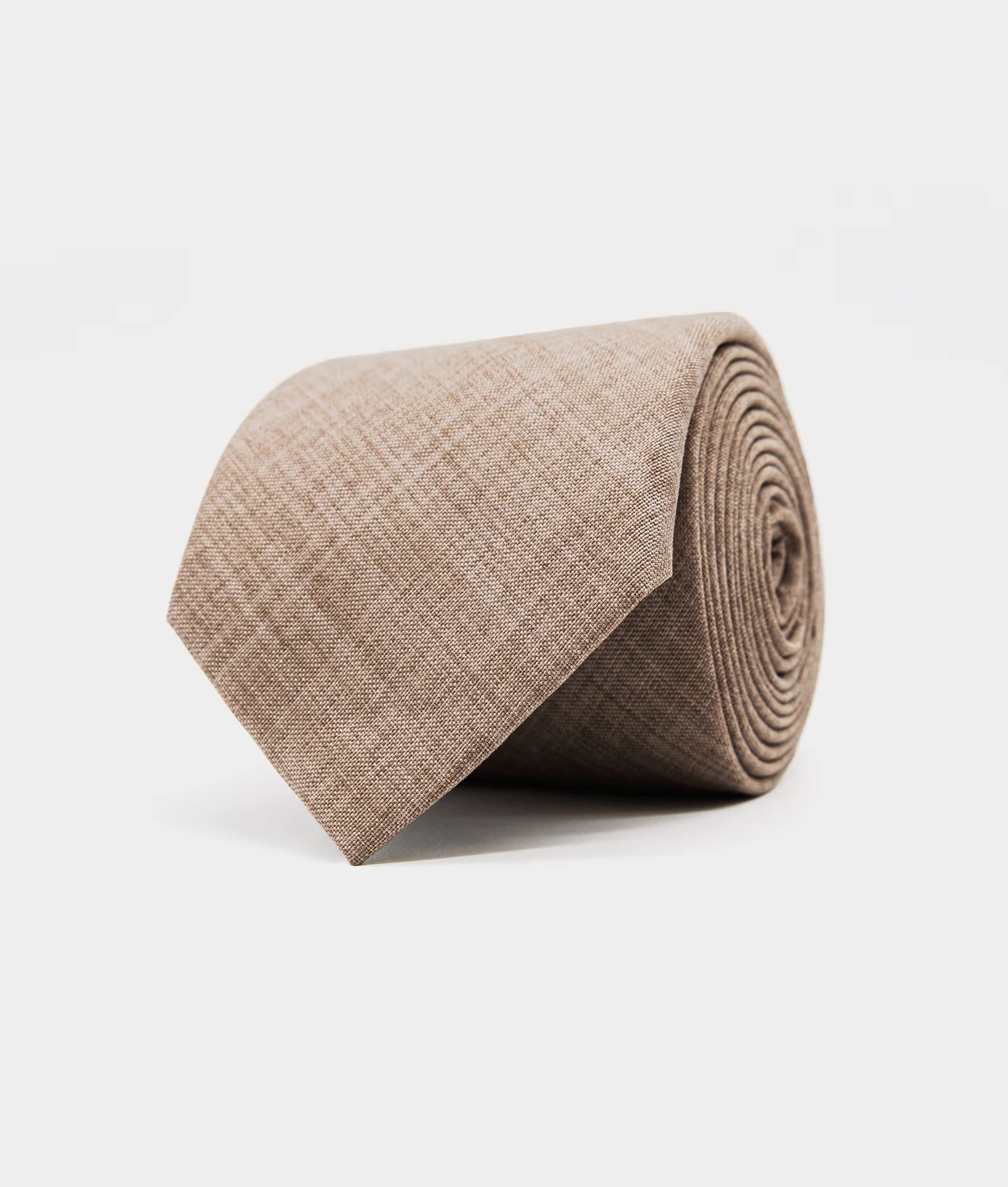 Sunlit Cotton Baumwollkrawatte in Mokkabraun – legeres Accessoire für Business-Casual Outfits